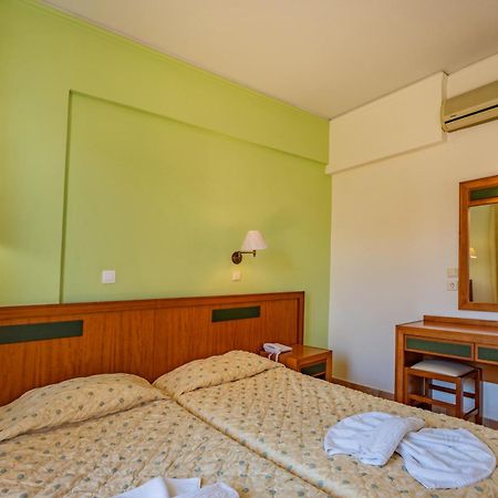 Lefkoniko Beach & Icarus Suite Apts Ретимно Екстериор снимка
