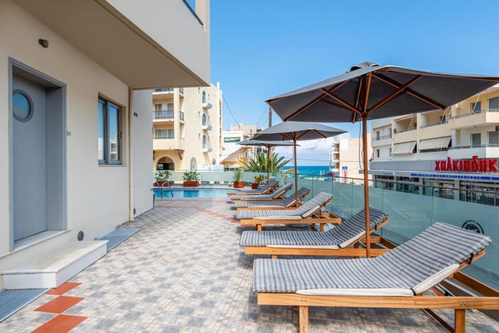 Lefkoniko Beach & Icarus Suite Apts Ретимно Екстериор снимка
