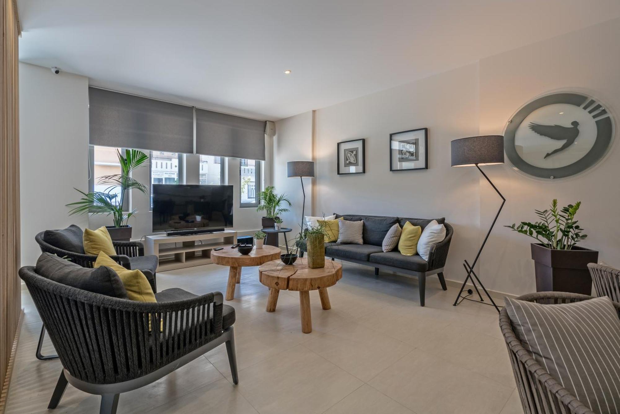 Lefkoniko Beach & Icarus Suite Apts Ретимно Екстериор снимка